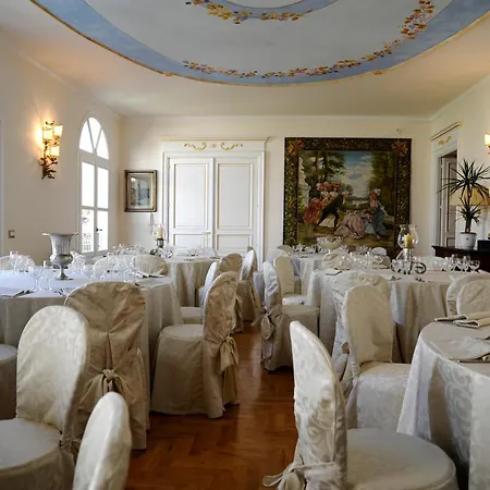 Residenza Corte Cristina & ゲストハウス 4*