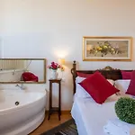 Πανσιόν Residenza Corte Cristina & 4*