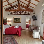 Residenza Corte Cristina & 4*