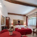 Residenza Corte Cristina &