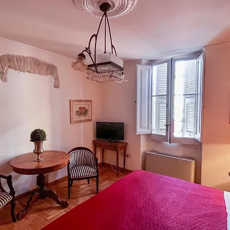 Residenza Corte Cristina & Pensionat 4*