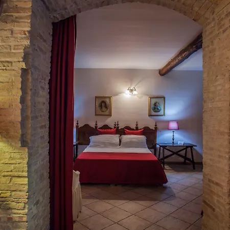 Residenza Corte Cristina & 4*
